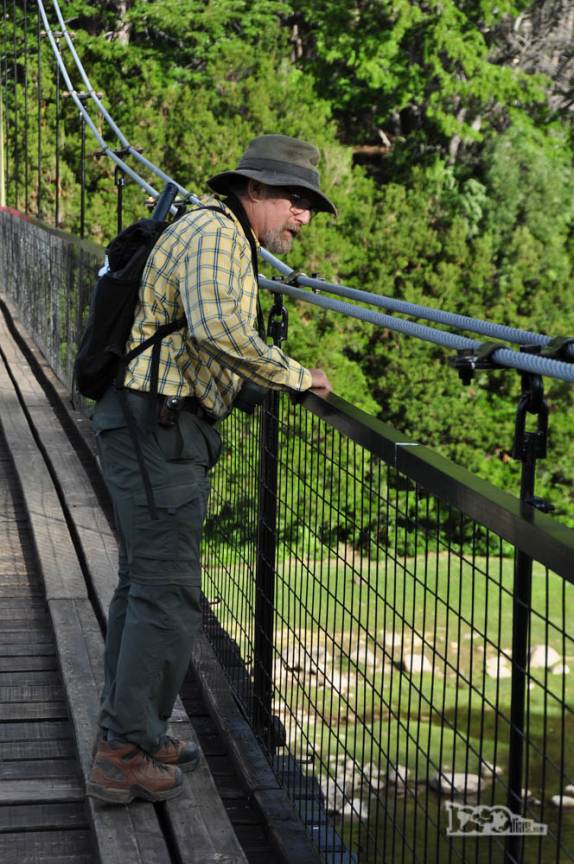 Jeffery Gottfried, americano guia no Oregon e amante da pesca de mosca, maravilhado com as belezas do Parque Nacional Los Alerces, ao norte de Trevelin, na patagônia argentina
